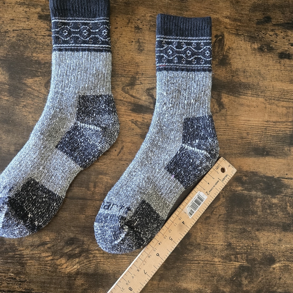 Thick Merino Wool Socks Men and Women - Picture 2 of 2